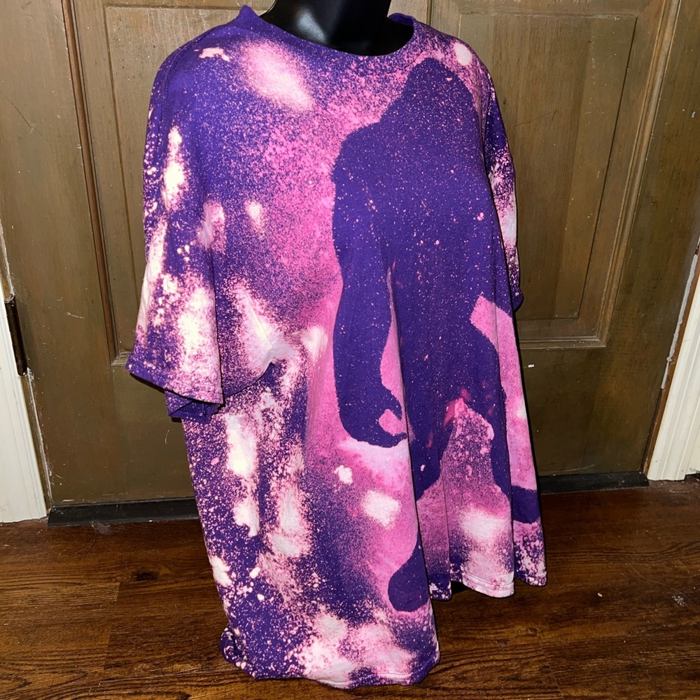 Bigfoot Silhouette Purple & Pink Cotton Retro Short Sleeve T-Shirt Size L - Picture 4 of 9